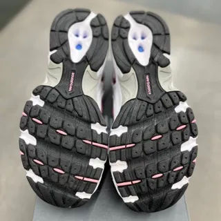 New Balance 530 Pink Sugar (GS) - Preowned