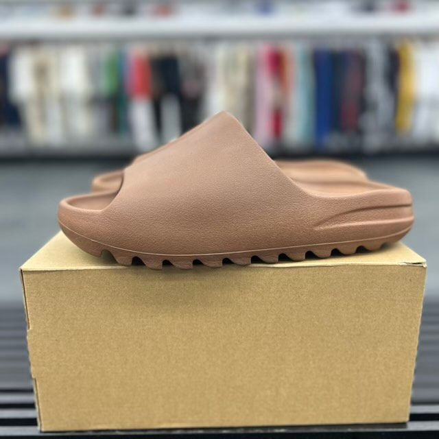 adidas Yeezy Slide Flax - Preowned