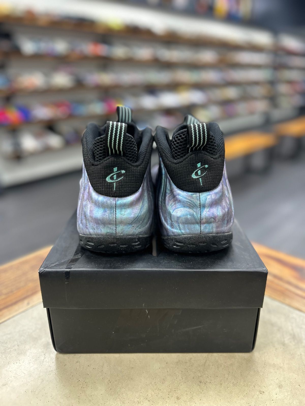 Nike Air Foamposite One Abalone - Preowned