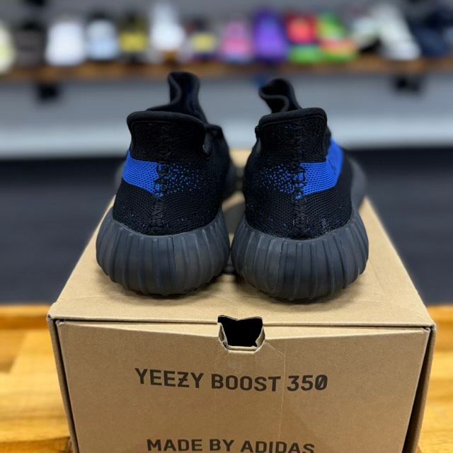 adidas Yeezy Boost 350 V2 Dazzling Blue - Preowned