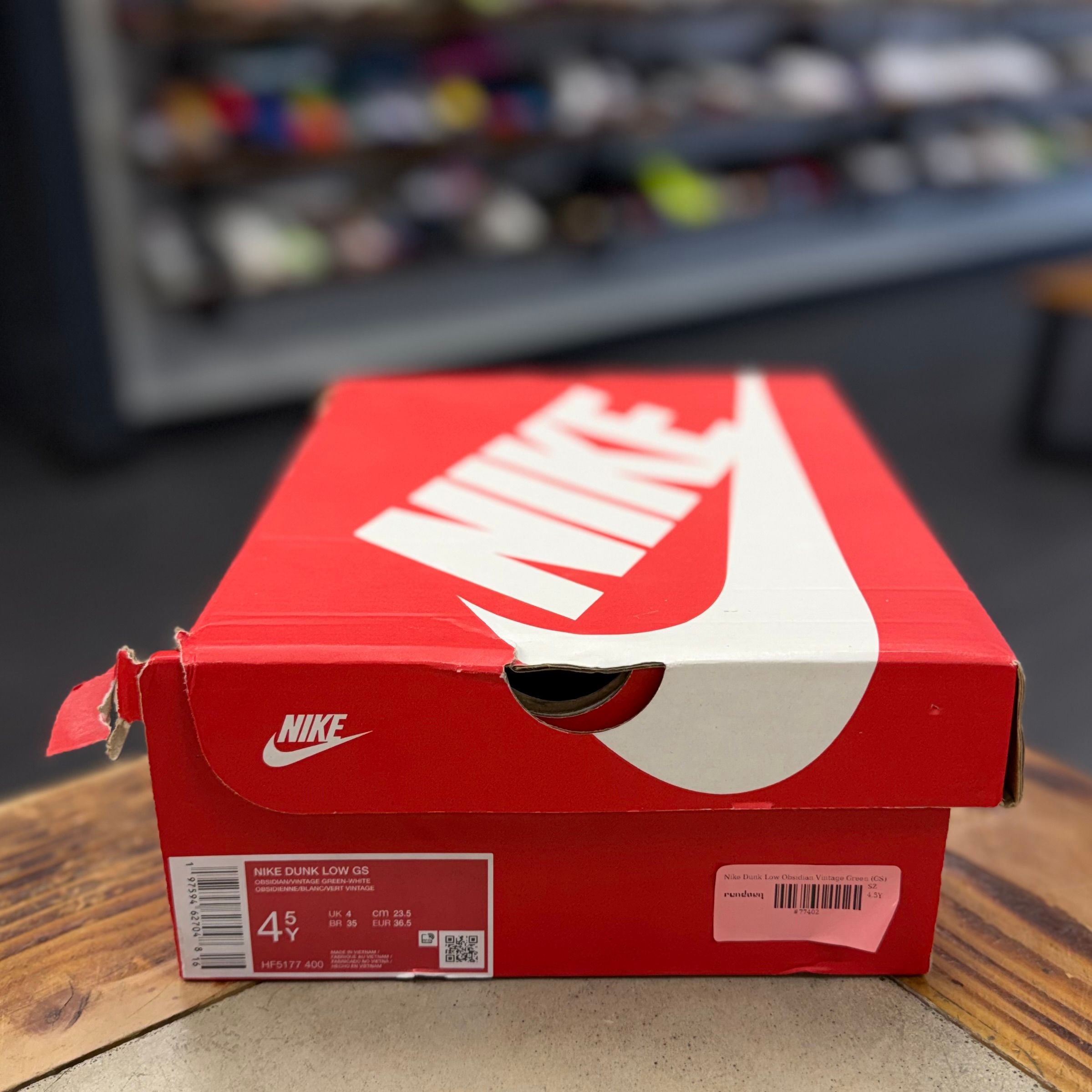 BRAND NEW STEAL - Nike Dunk Low Obsidian Vintage Green (GS)