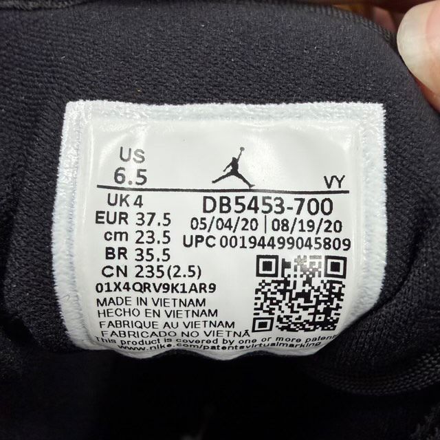 Jordan 1 Mid Desert Ochre (Women's) - Preowned