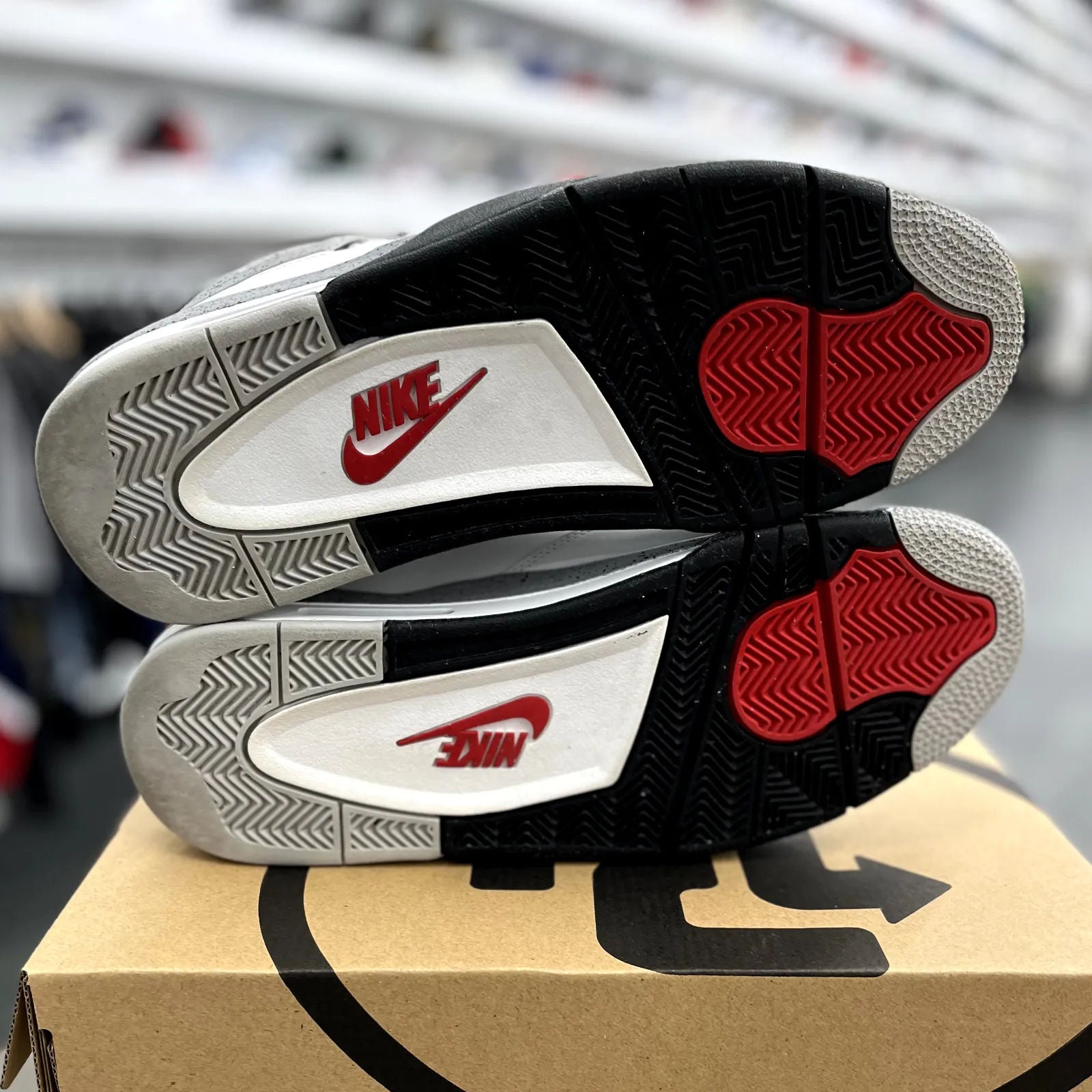 Jordan 4 Retro White Cement (2025) - Preowned