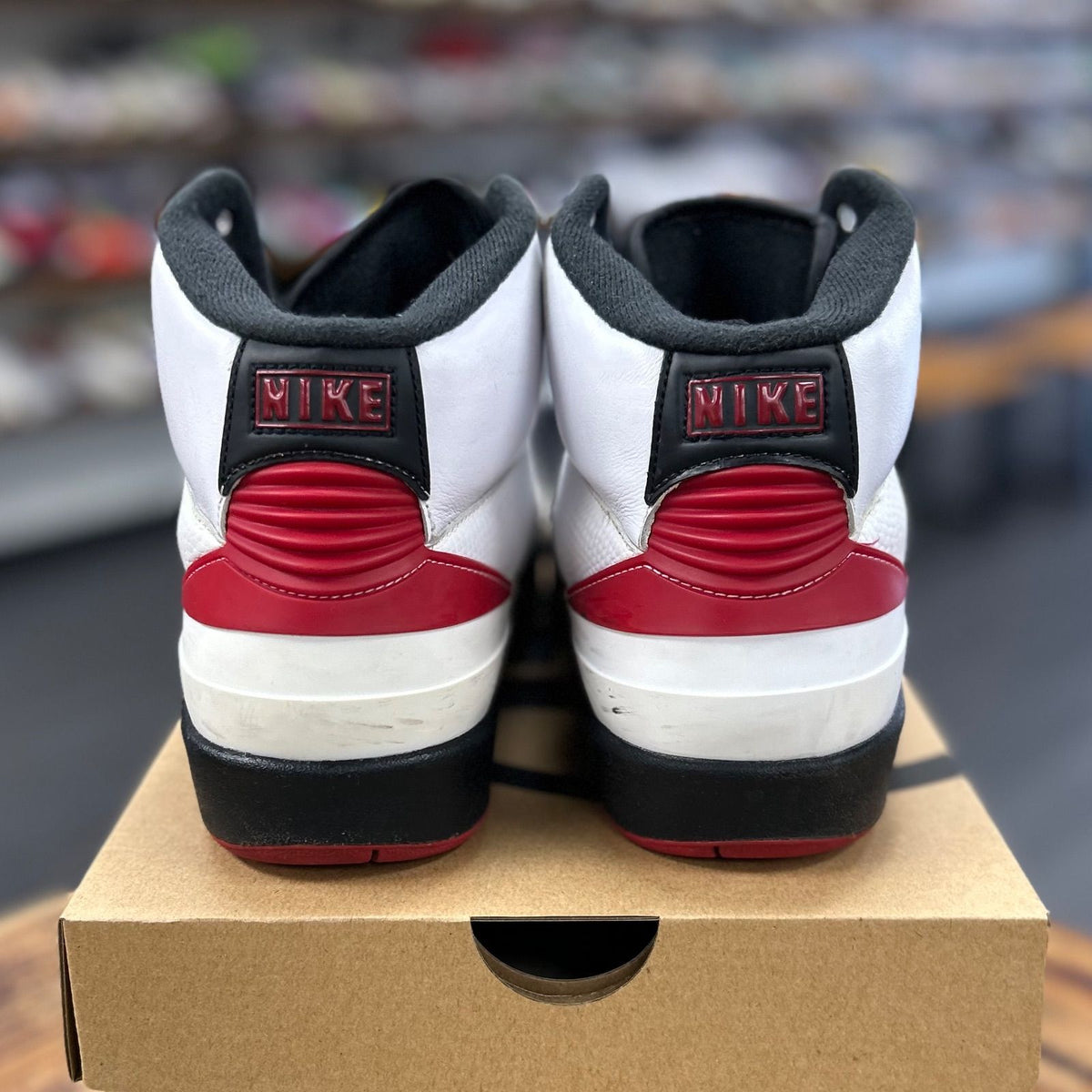 Jordan 2 Retro OG Chicago (2022) - Preowned