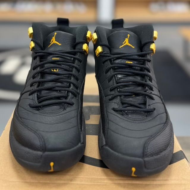 Jordan 12 Retro Black Taxi (GS) - Preowned