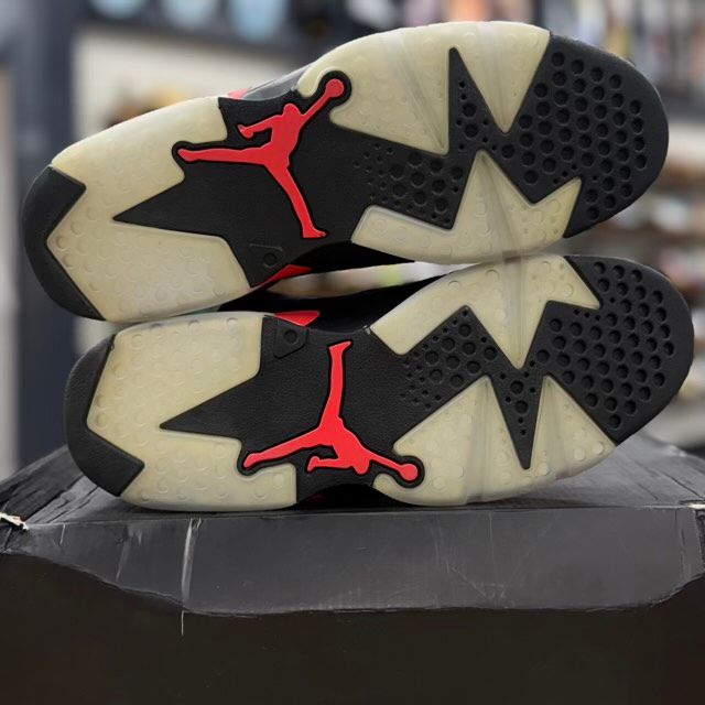 Jordan 6 Retro Black Infrared (2019) - Preowned