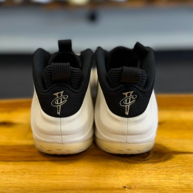 Nike Air Foamposite One Light Orewood Brown - Preowned