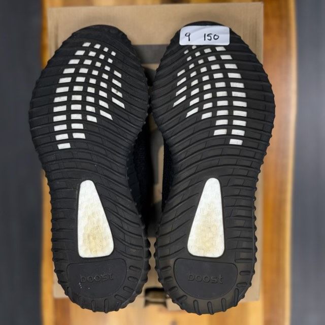 adidas Yeezy Boost 350 V2 Dazzling Blue - Preowned