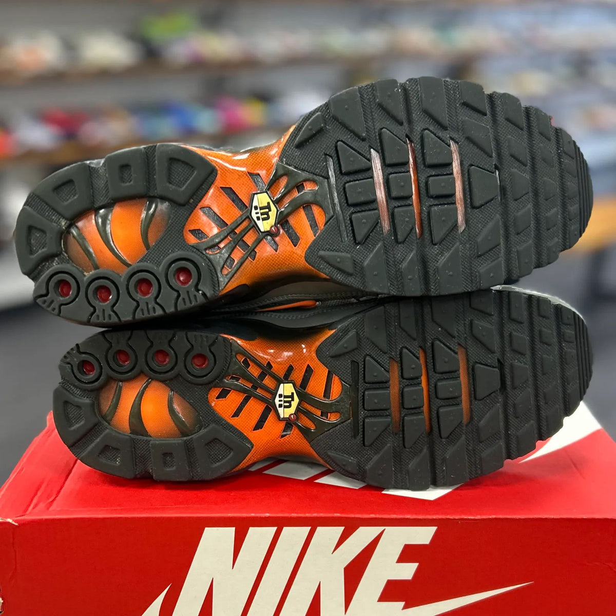 Nike Air Max Plus Dark Stucco - Preowned