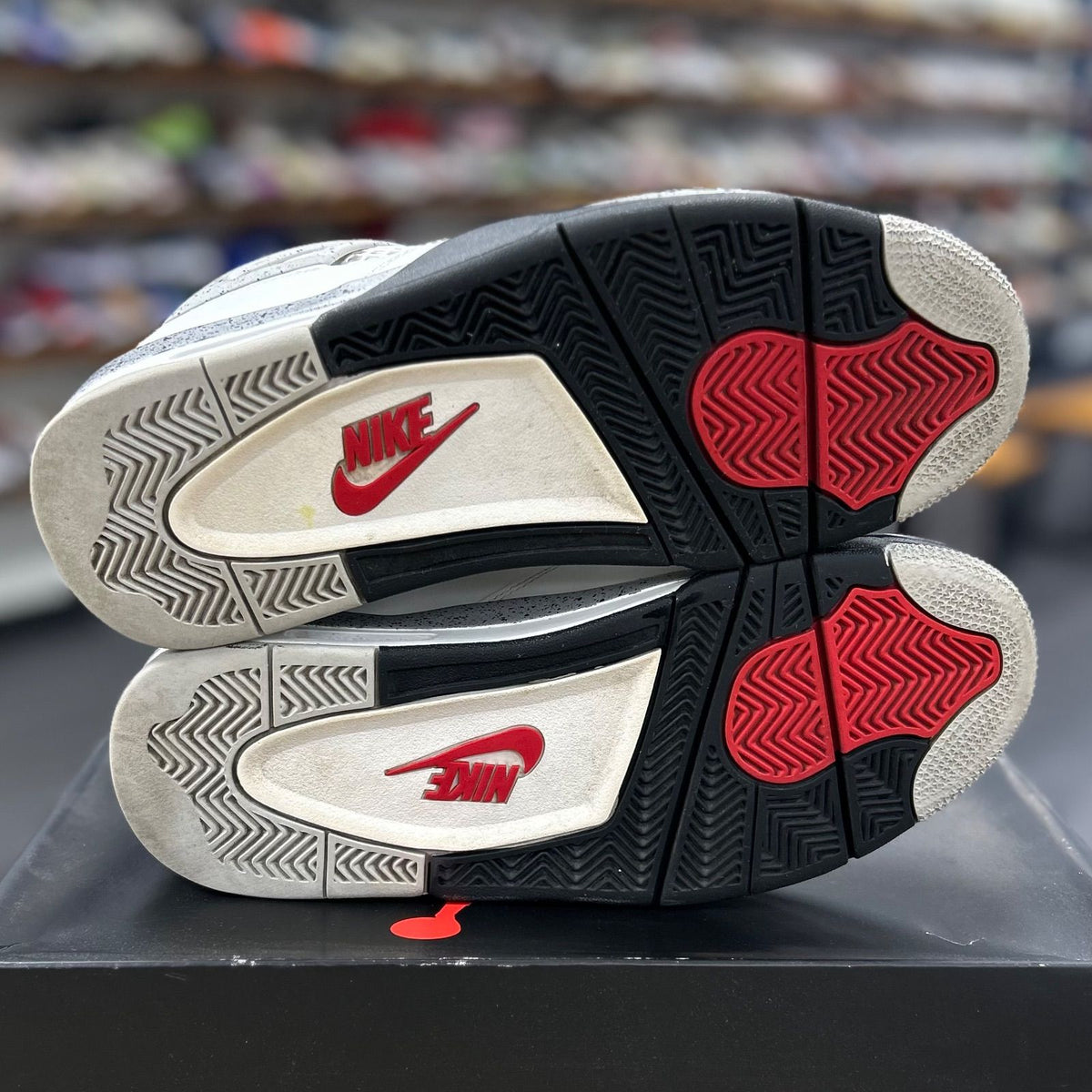 Jordan 4 Retro White Cement (2025) - Preowned