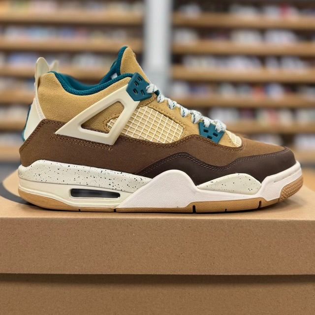 Jordan 4 Retro Cacao Wow (GS) - Preowned