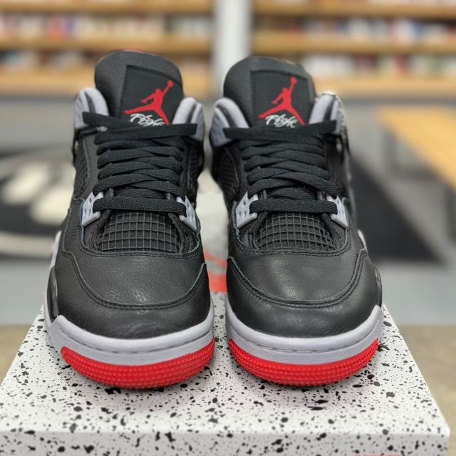 Jordan 4 Retro Bred Reimagined (GS) - Preowned