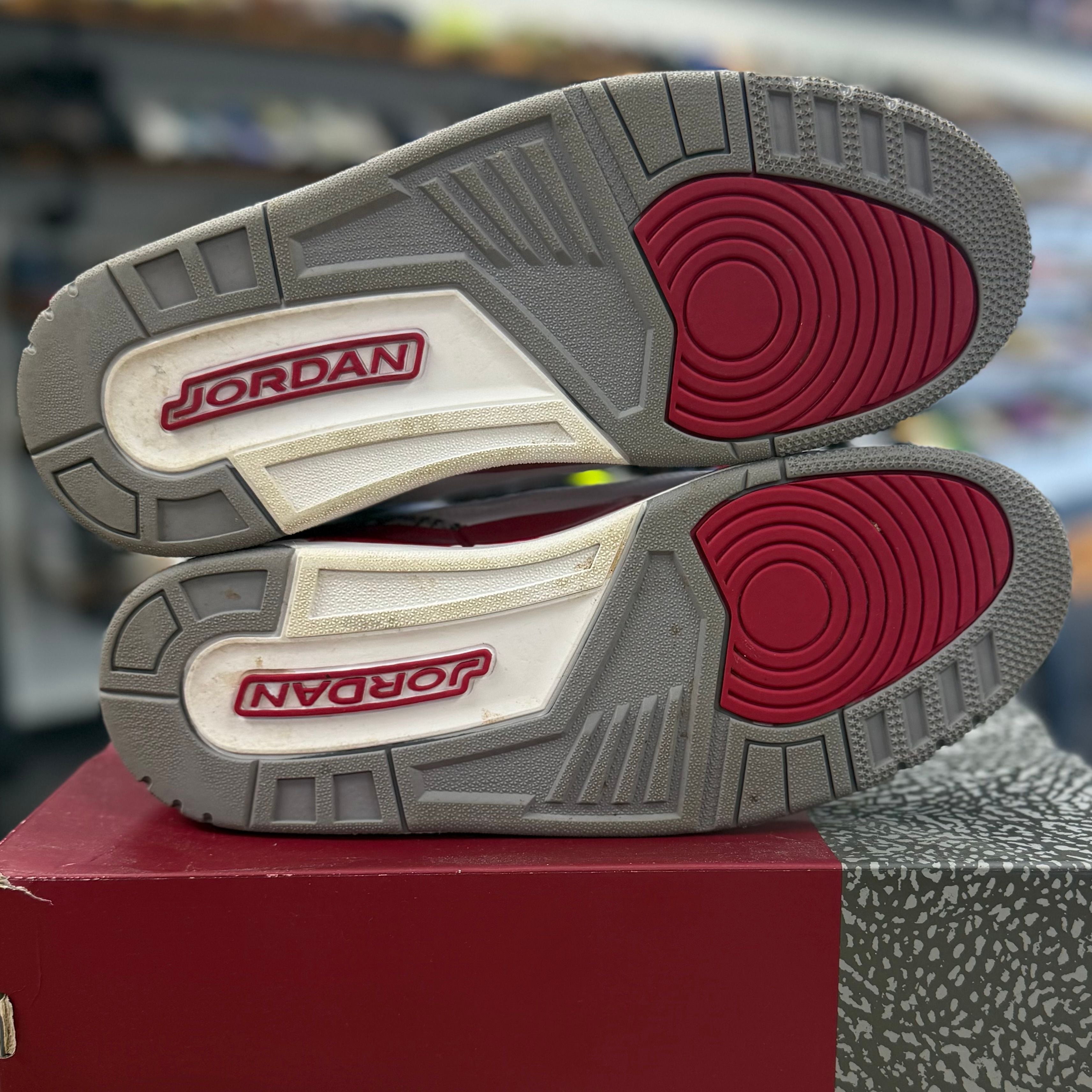 Jordan 3 Retro Cardinal Red - Preowned