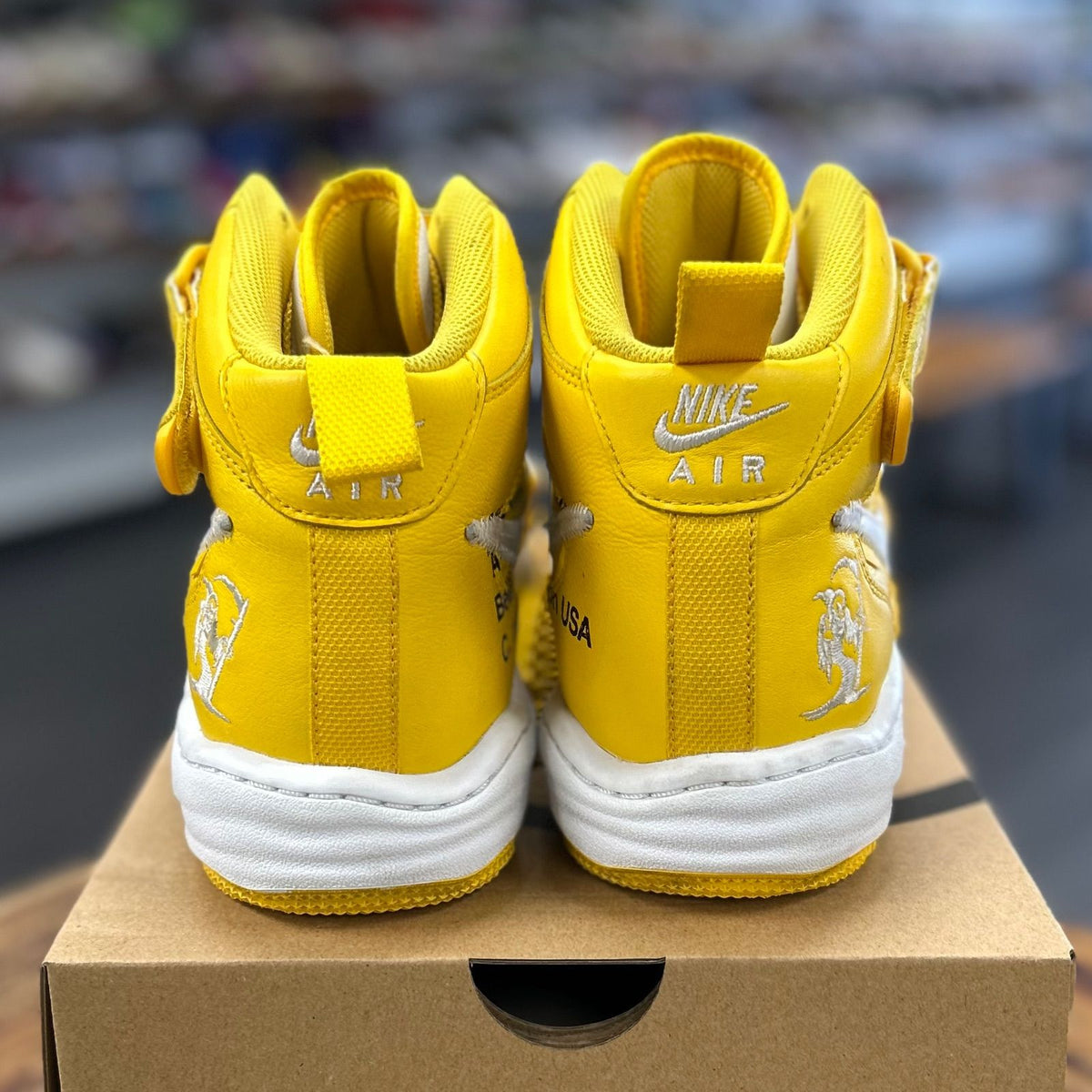 Nike Air Force 1 Mid SP Off-White Varsity Maize - Preowned