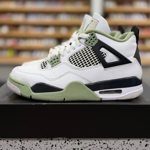 Jordan 4 Retro Seafoam (Women's) - Preowned