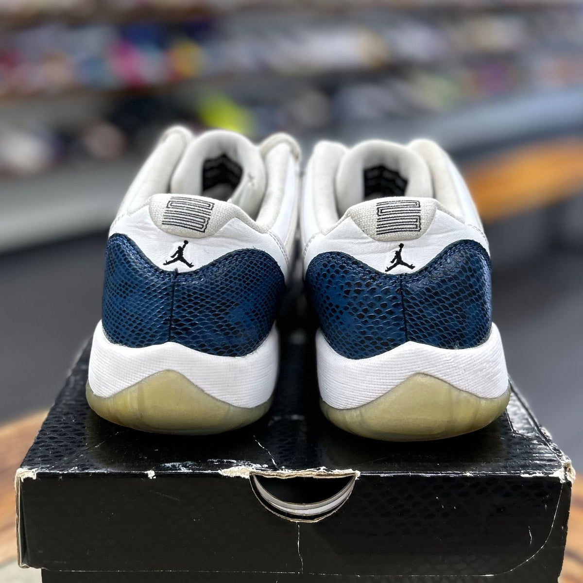 Jordan 11 Retro Low Snake Navy (2019) (GS) - Preowned