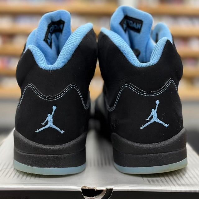 Jordan 5 Retro Black University Blue (2026) - Preowned