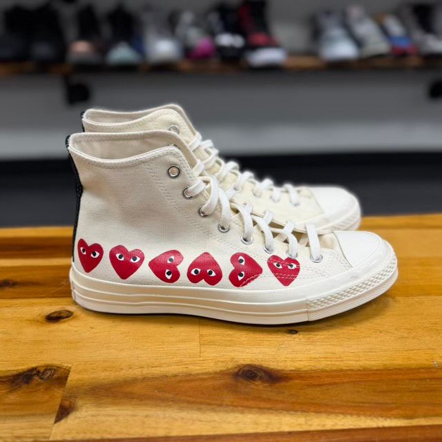 Converse Chuck Taylor All Star 70 Hi Comme des Garcons PLAY Multi-Heart White - Preowned