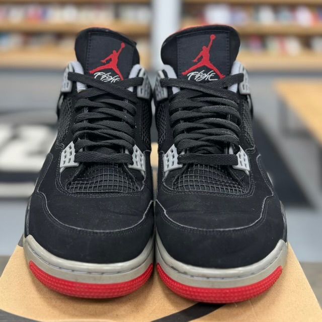 Jordan 4 Retro Bred (2019) - Preowned