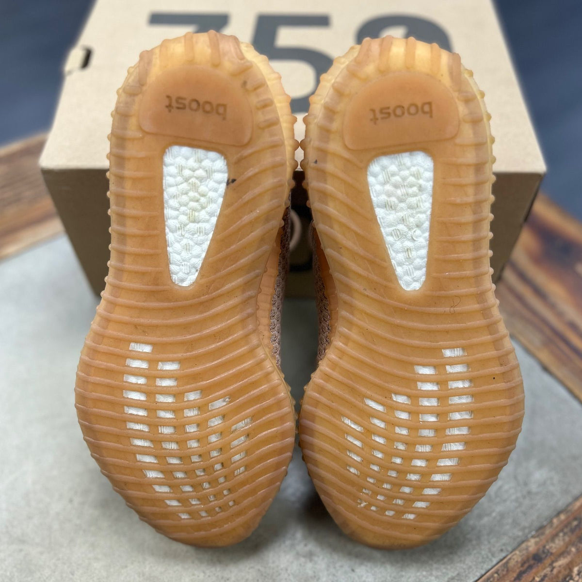 adidas Yeezy Boost 350 V2 Clay - Preowned