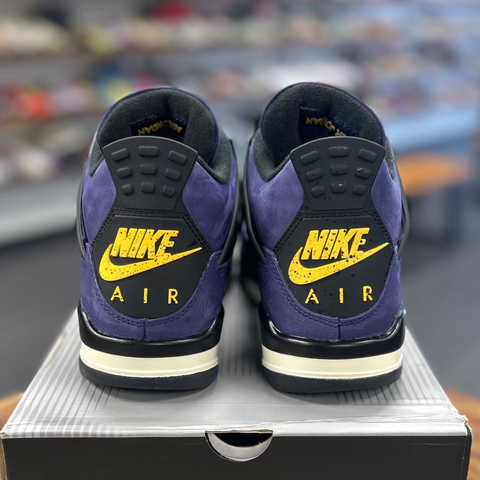 Jordan 4 Retro Lakers (GS) - Preowned