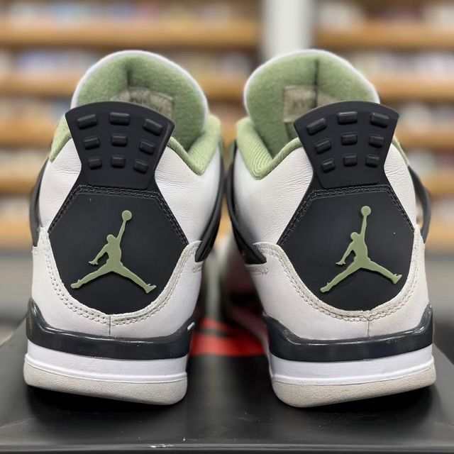Jordan 4 Retro Seafoam (Women's) - Preowned