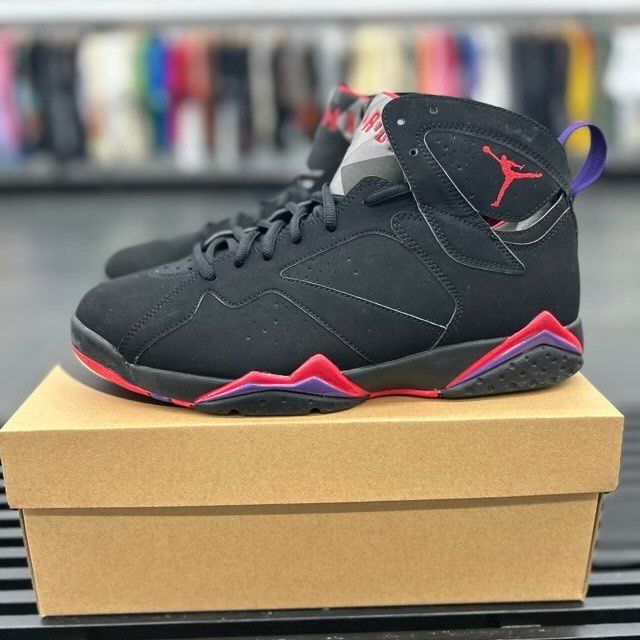 BRAND NEW STEAL - Jordan 7 Retro Raptors (2012)