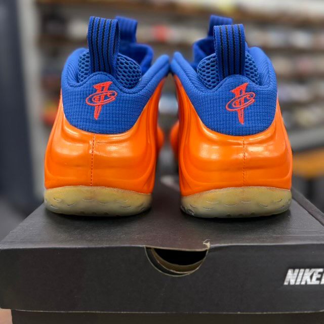 Nike Air Foamposite One Knicks - Preowned