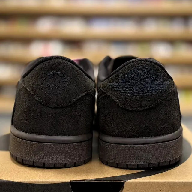 Jordan 1 Retro Low OG SP Travis Scott Velvet Brown - Preowned