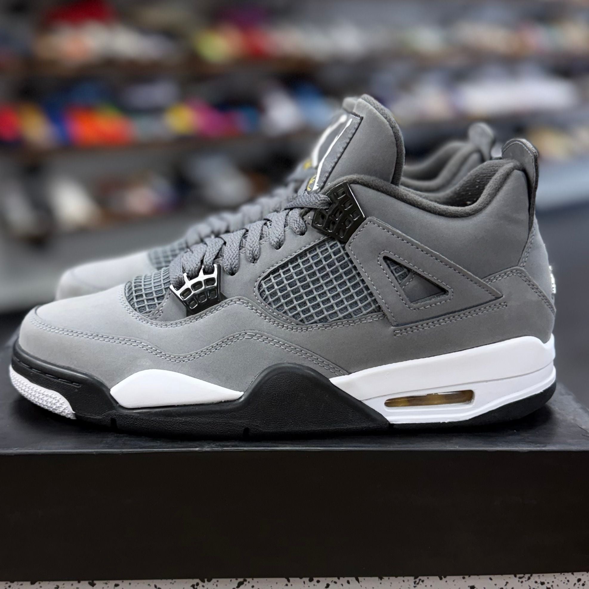 Jordan 4 Retro Cool Grey (2019) - Preowned