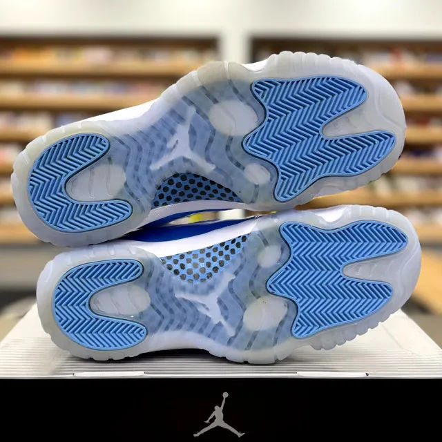 Jordan 11 Retro Low University Blue (2026) - Preowned