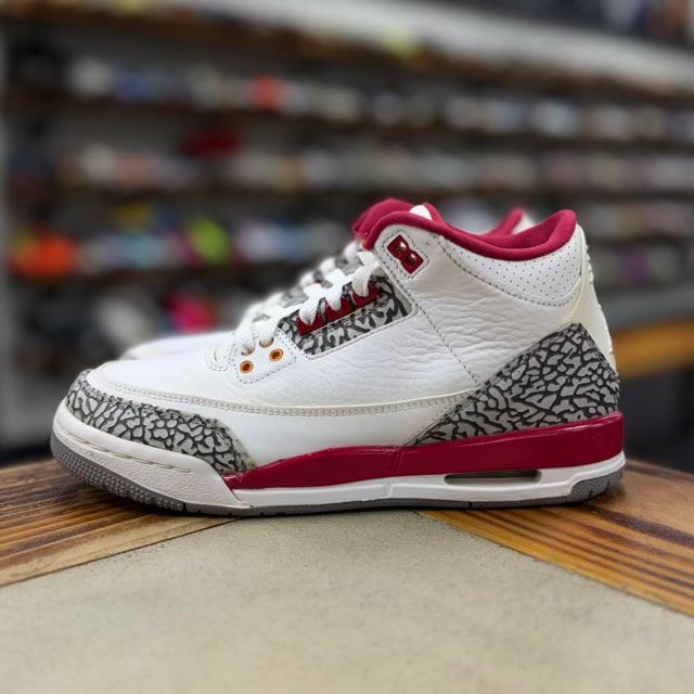 Jordan 3 Retro Cardinal (GS) - Preowned