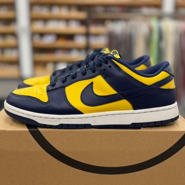 Nike Dunk Low Michigan (2021) - Preowned