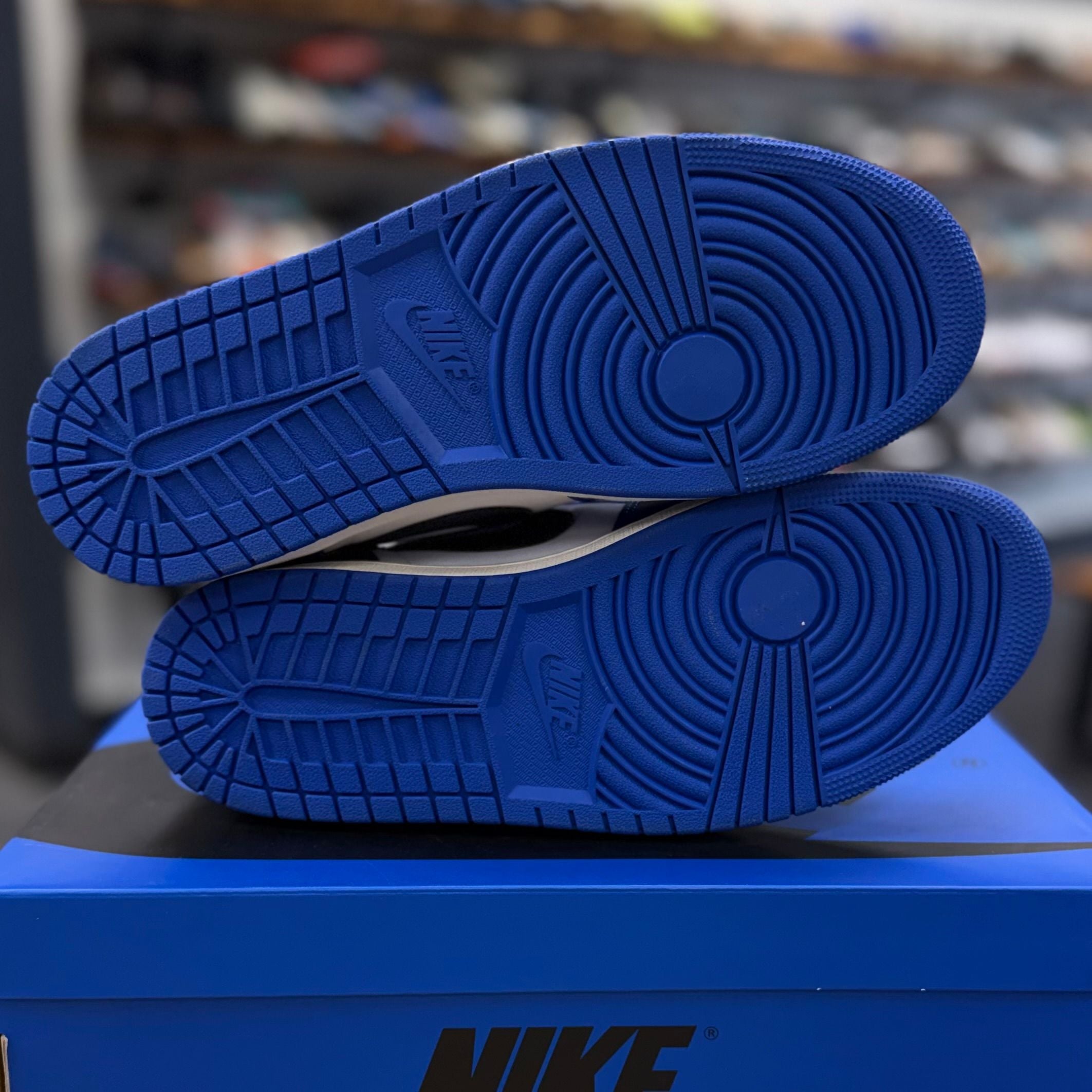 BRAND NEW STEAL - Jordan 1 Retro Low OG Game Royal