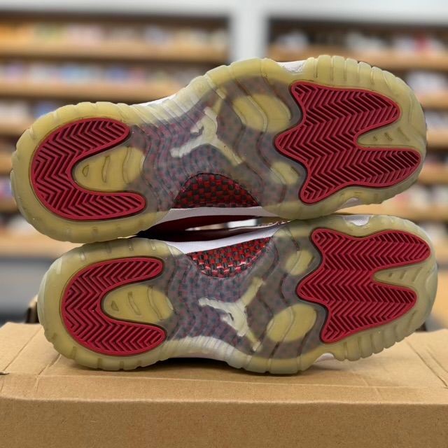 Jordan 11 Retro Cherry (2022) (GS) - Preowned
