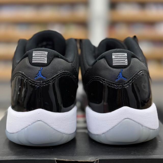 Jordan 11 Retro Low Space Jam (GS) - Preowned
