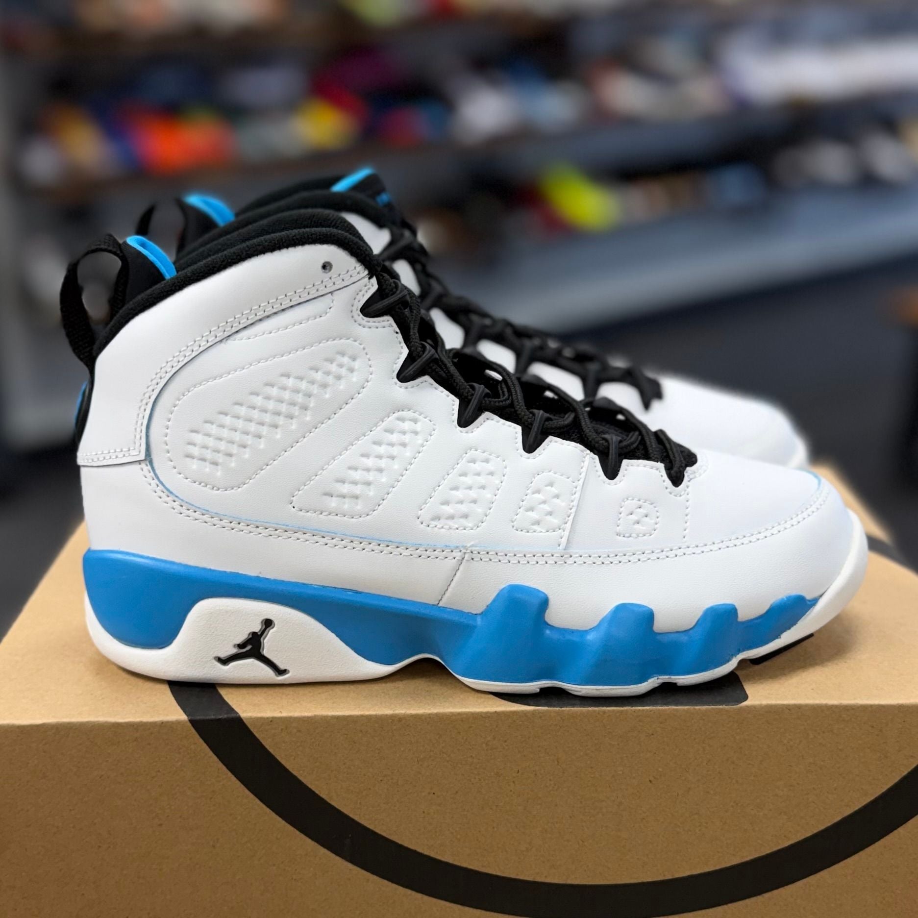 BRAND NEW STEAL - Jordan 9 Retro Powder Blue (2024) (GS)