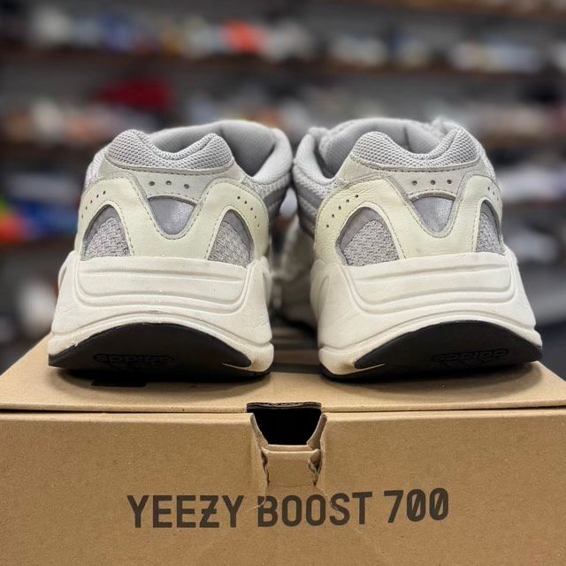 adidas Yeezy Boost 700 V2 Static - Preowned