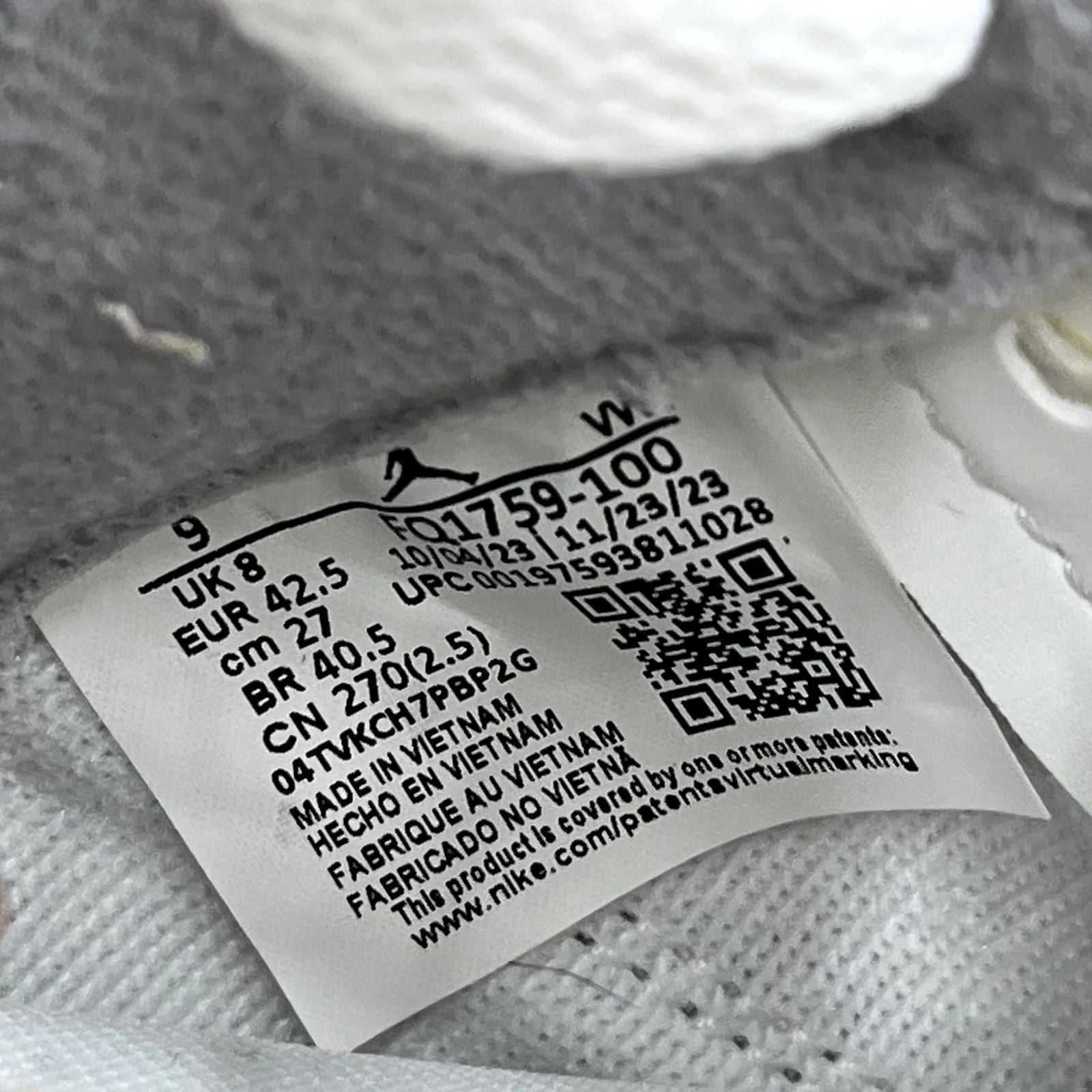 Jordan Spizike Low Coconut Milk - Preowned