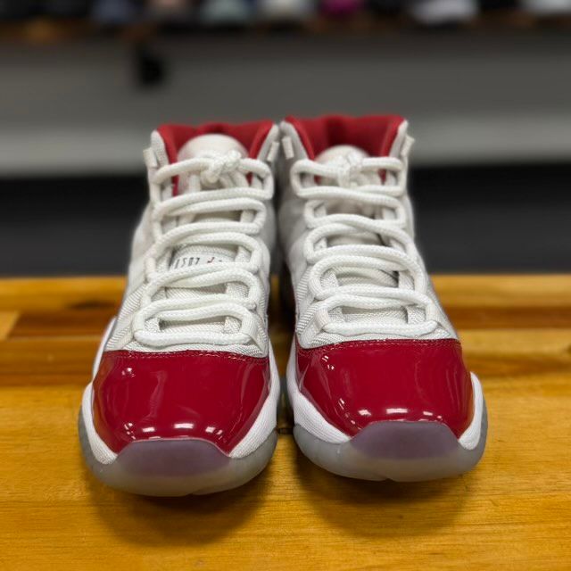 Jordan 11 Retro Cherry (2022) (GS) - Preowned