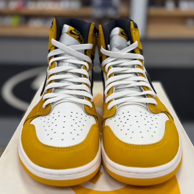 Jordan 1 Retro High OG Yellow Ochre - Preowned