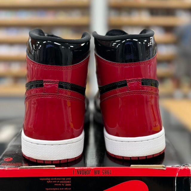 Jordan 1 Retro High OG Patent Bred - Preowned