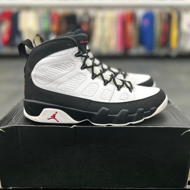 Jordan 9 Retro OG (2016) - Preowned