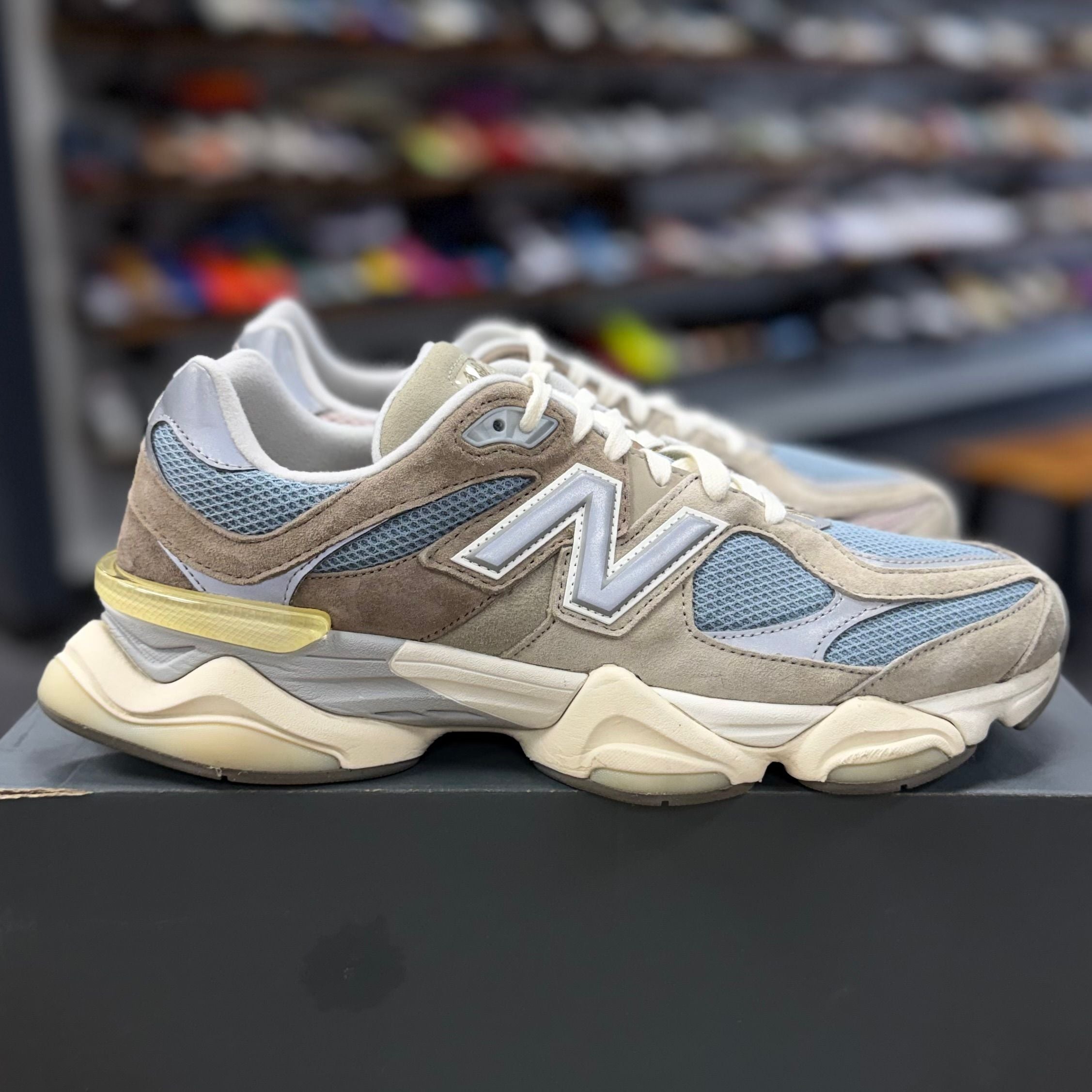 New Balance 9060 Mushroom Aluminum - Preowned