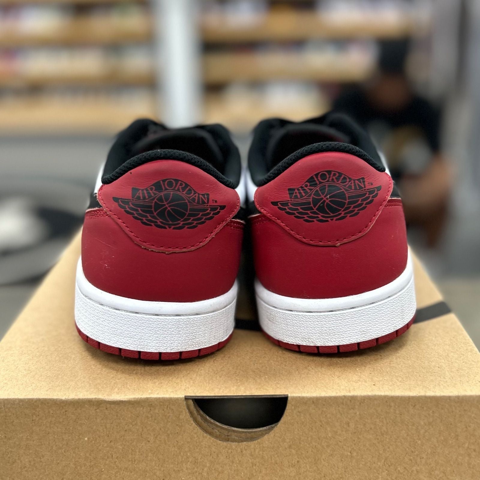 Jordan 1 Retro Low OG Black Toe (2023) - Preowned