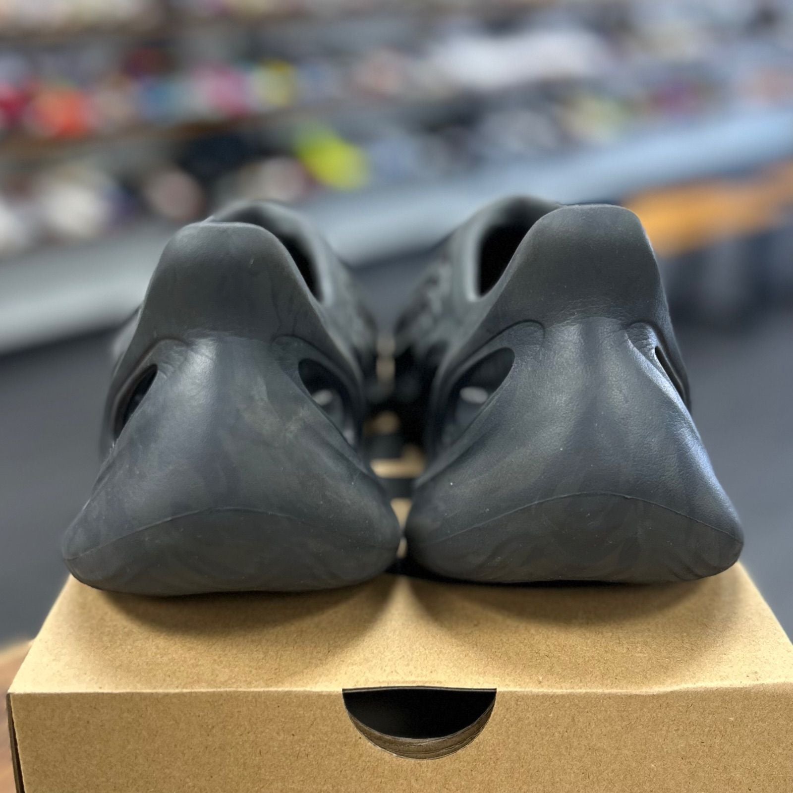 adidas Yeezy Foam RNR Onyx - Preowned