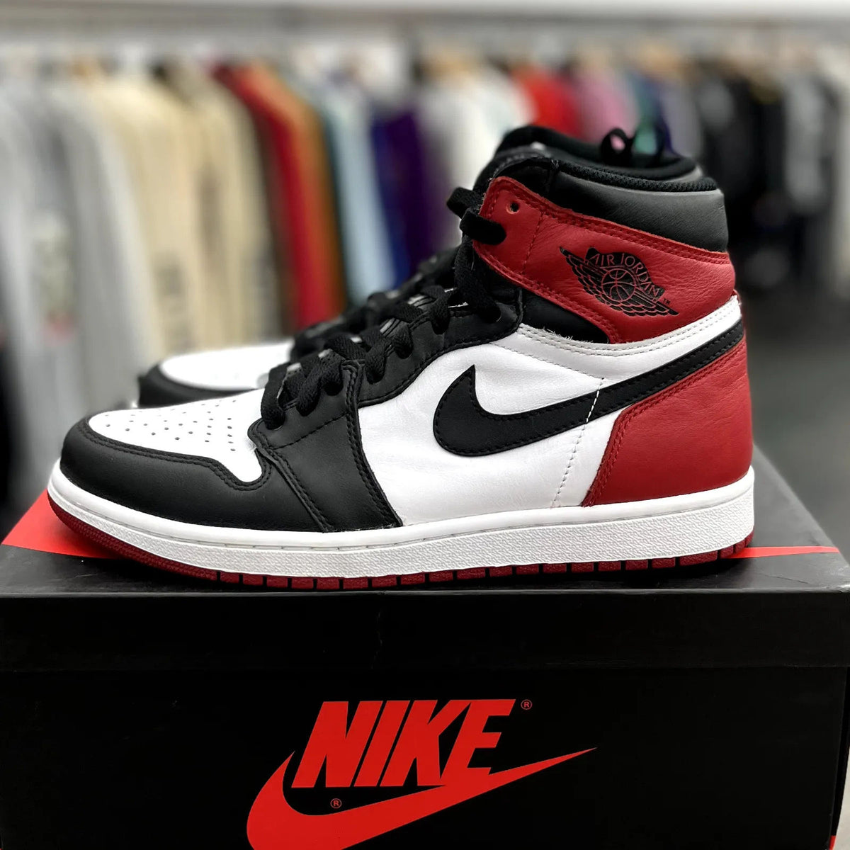 Jordan 1 Retro Black Toe (2016) - Preowned