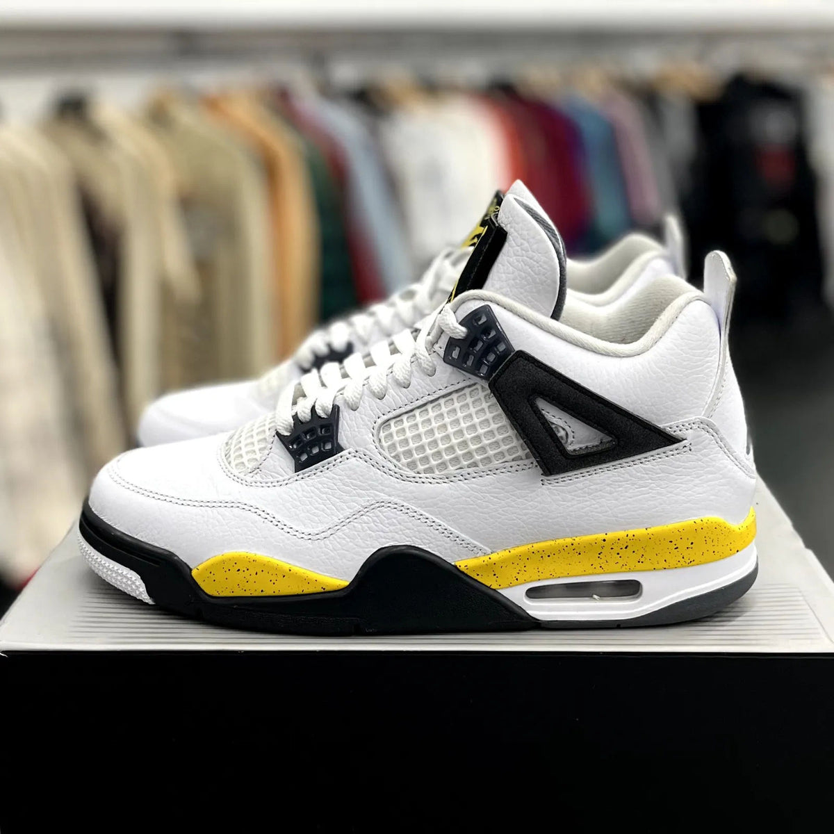 Jordan 4 Retro Rare Air Tour Yellow - Preowned