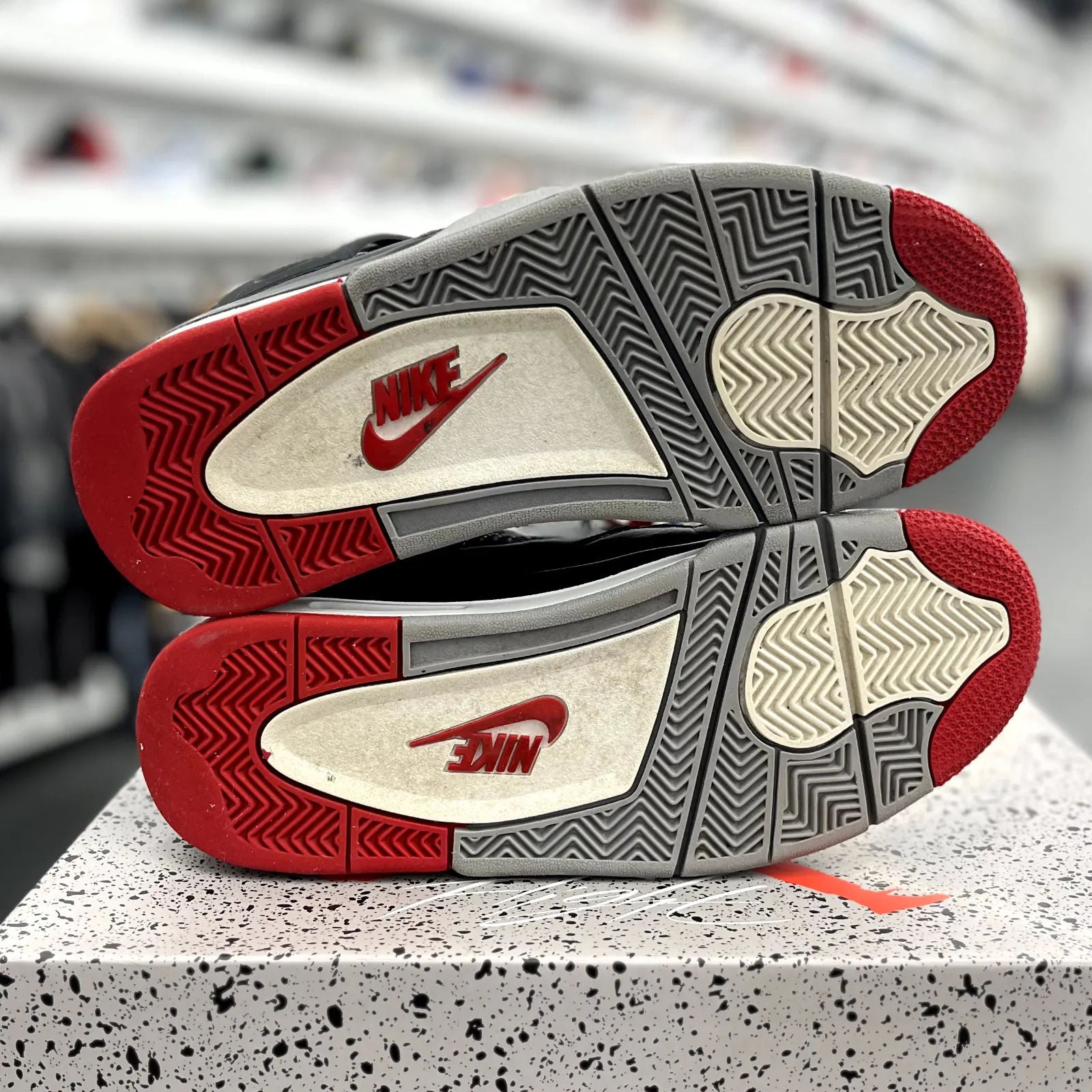 Jordan 4 Retro Bred Reimagined - Preowned