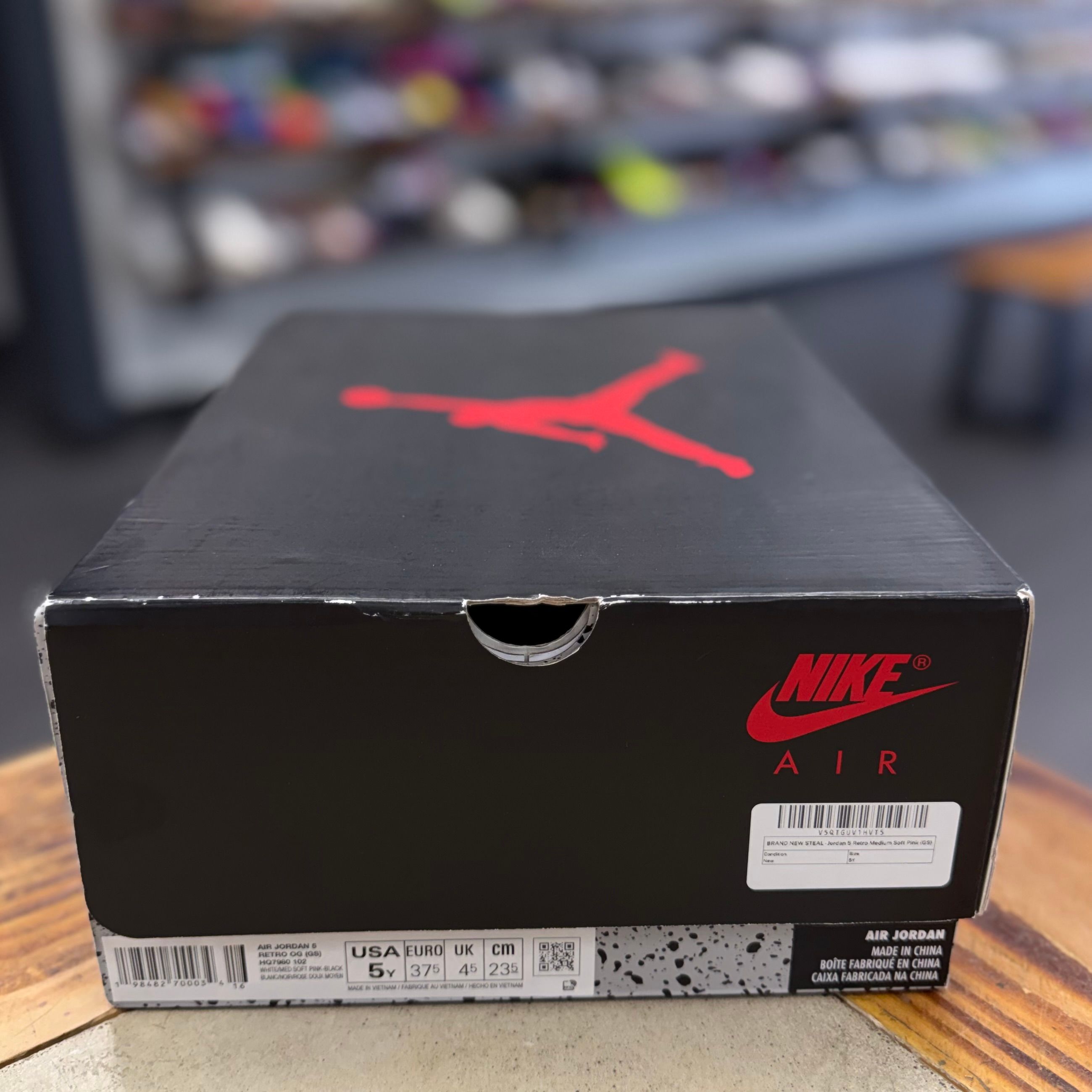 BRAND NEW STEAL - Jordan 5 Retro Medium Soft Pink (GS)